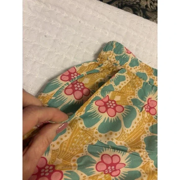 Natural Life Maribel Floral Pattern Shorts, Small. NWT - Picture 3 of 8